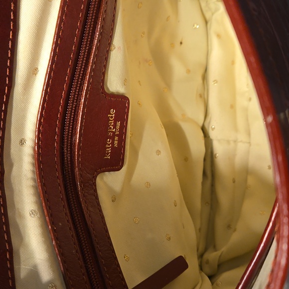 Kate Spade Patent Leather Crocodile Design Shoulder bag - Picture 8 of 13